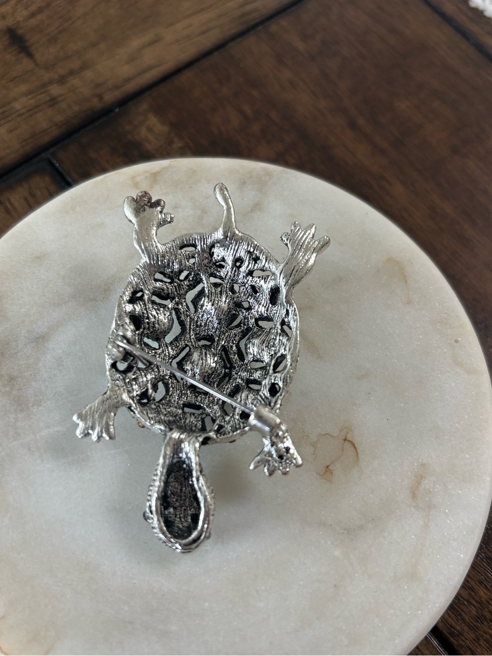 Green Crystal Turtle Brooch - Women Jewelry Brooches - Picture 2 of 3